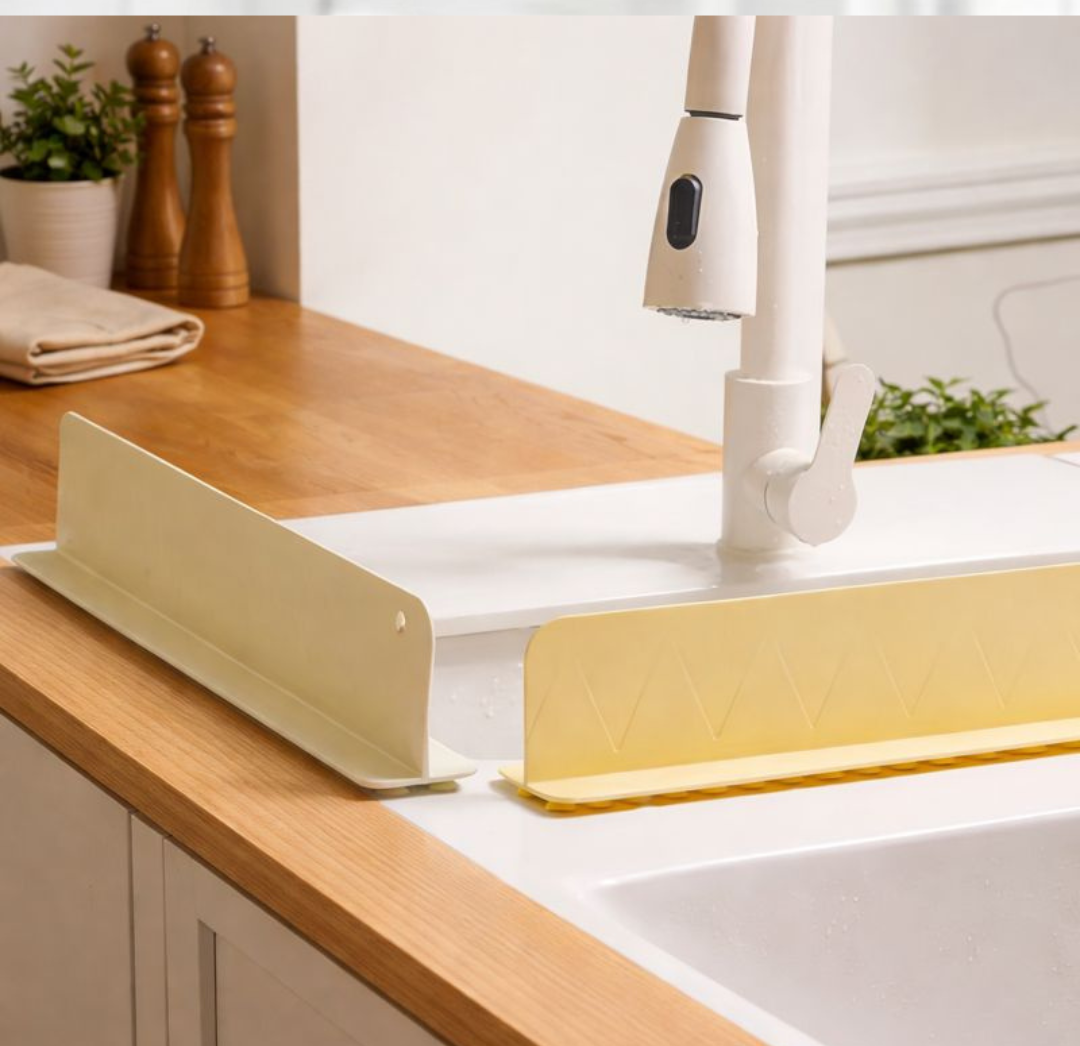 Pare-éclaboussures pour Évier, Lavabo ou Cuisine – Barrière d'eau – MyKitchyTools™